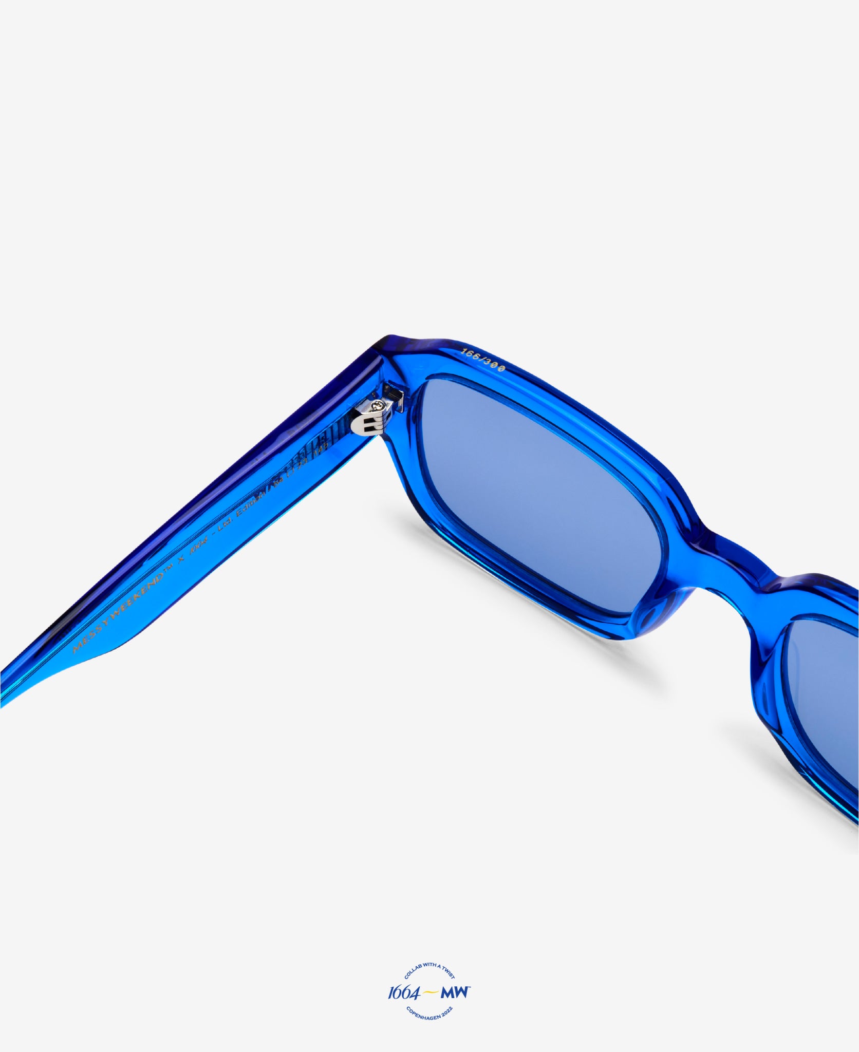 1664-1 - Blue Crystal Blue